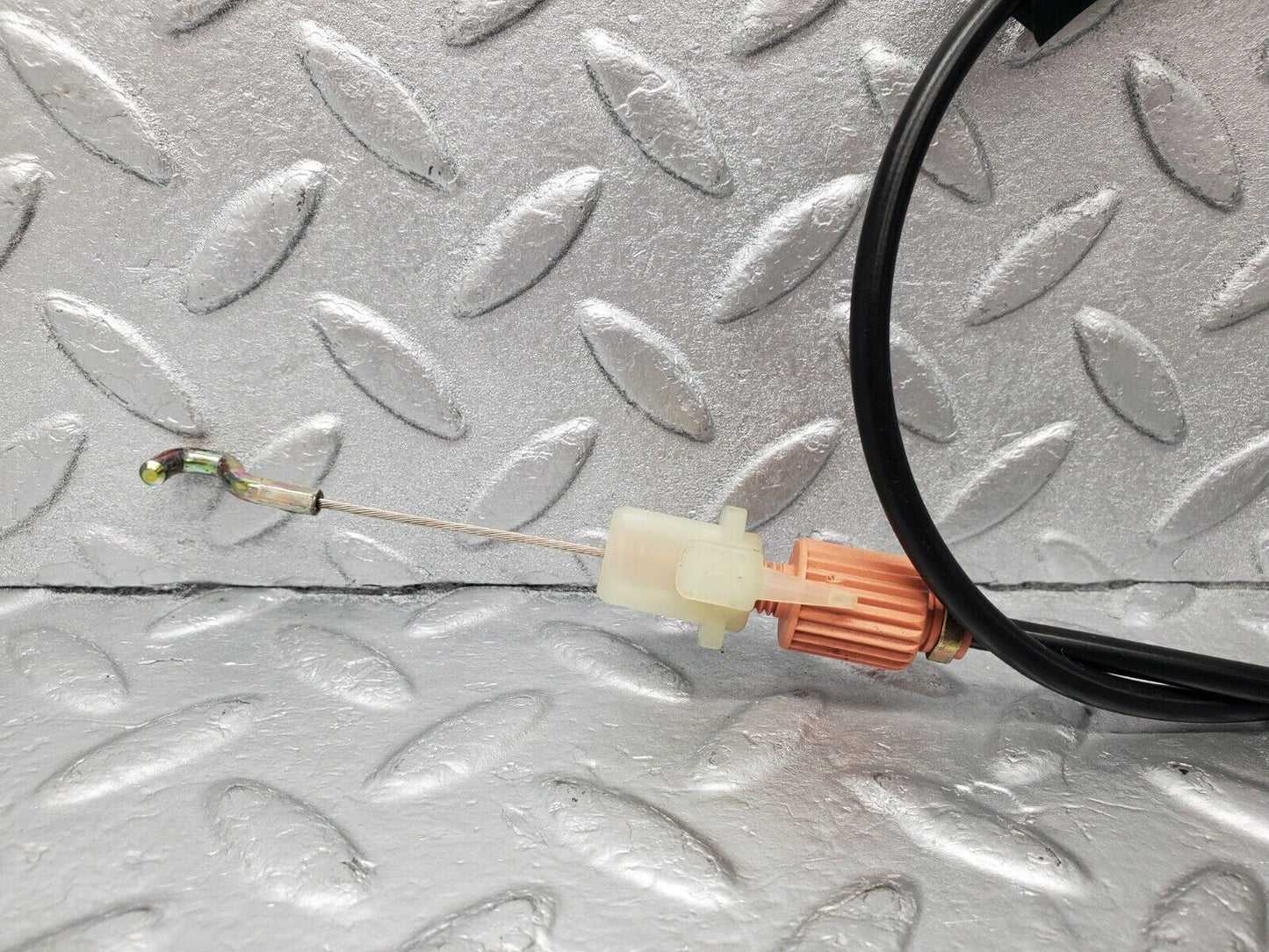 46952 Mercedes-Benz R129 320SL Coupe Door Lock Cable
