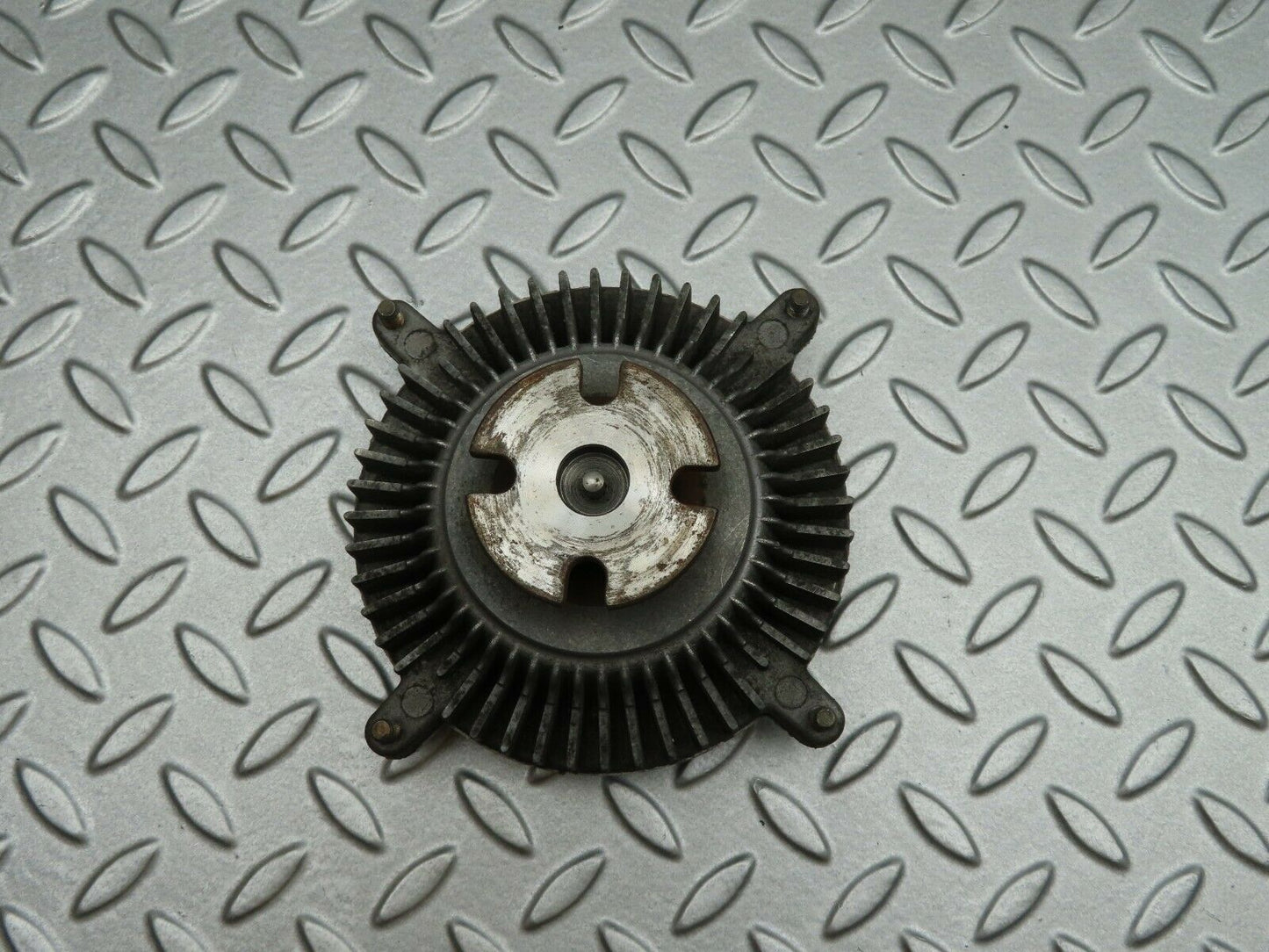 5000 Mercedes-Benz R107 350SL Engine Cooling Fan Clutch 1162000122