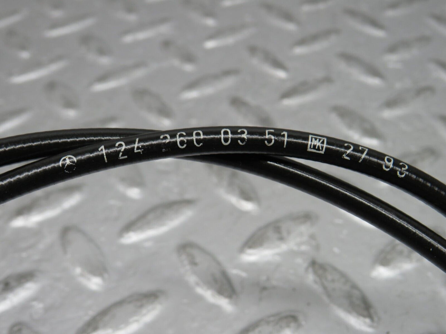 37942 Mercedes-Benz A124 320E Cabriolet Gearbox Cable 1242600351