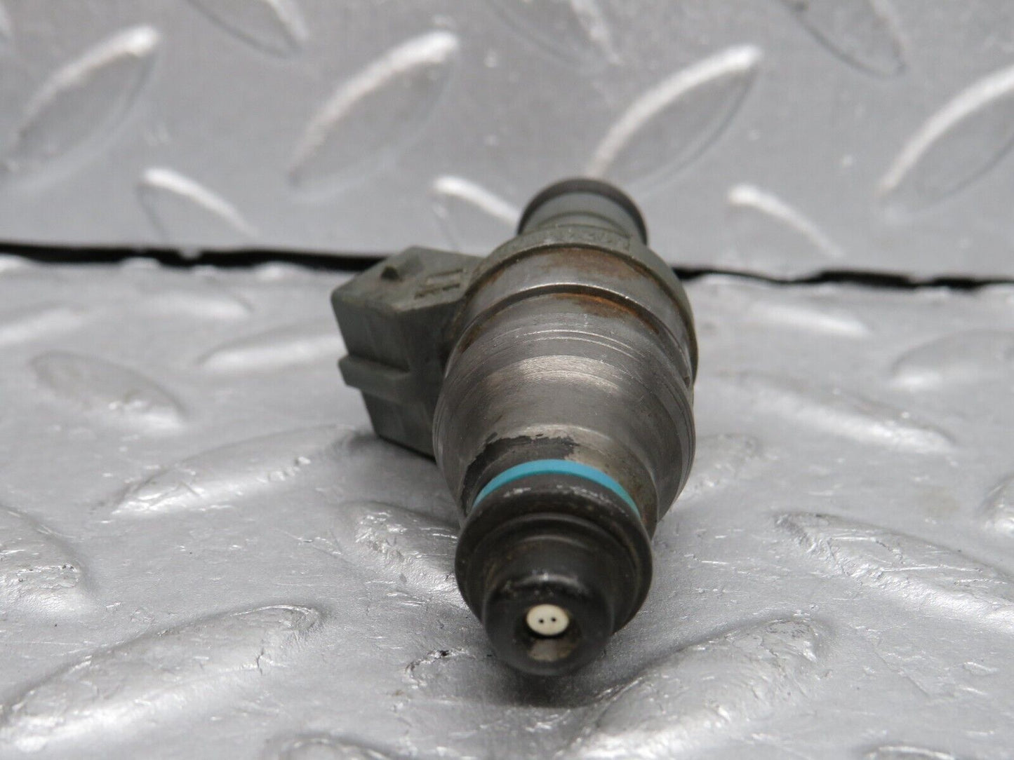 38653 Mercedes-Benz R129 280SL Coupe Fuel Injector Bosch 0000787323 0280155209