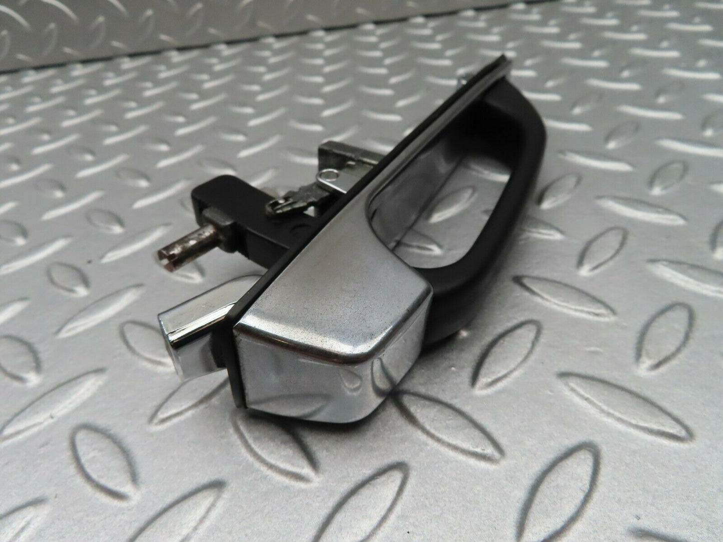 4517 Mercedes-Benz W123 230E Exterior Door Handle Rear 1237600359