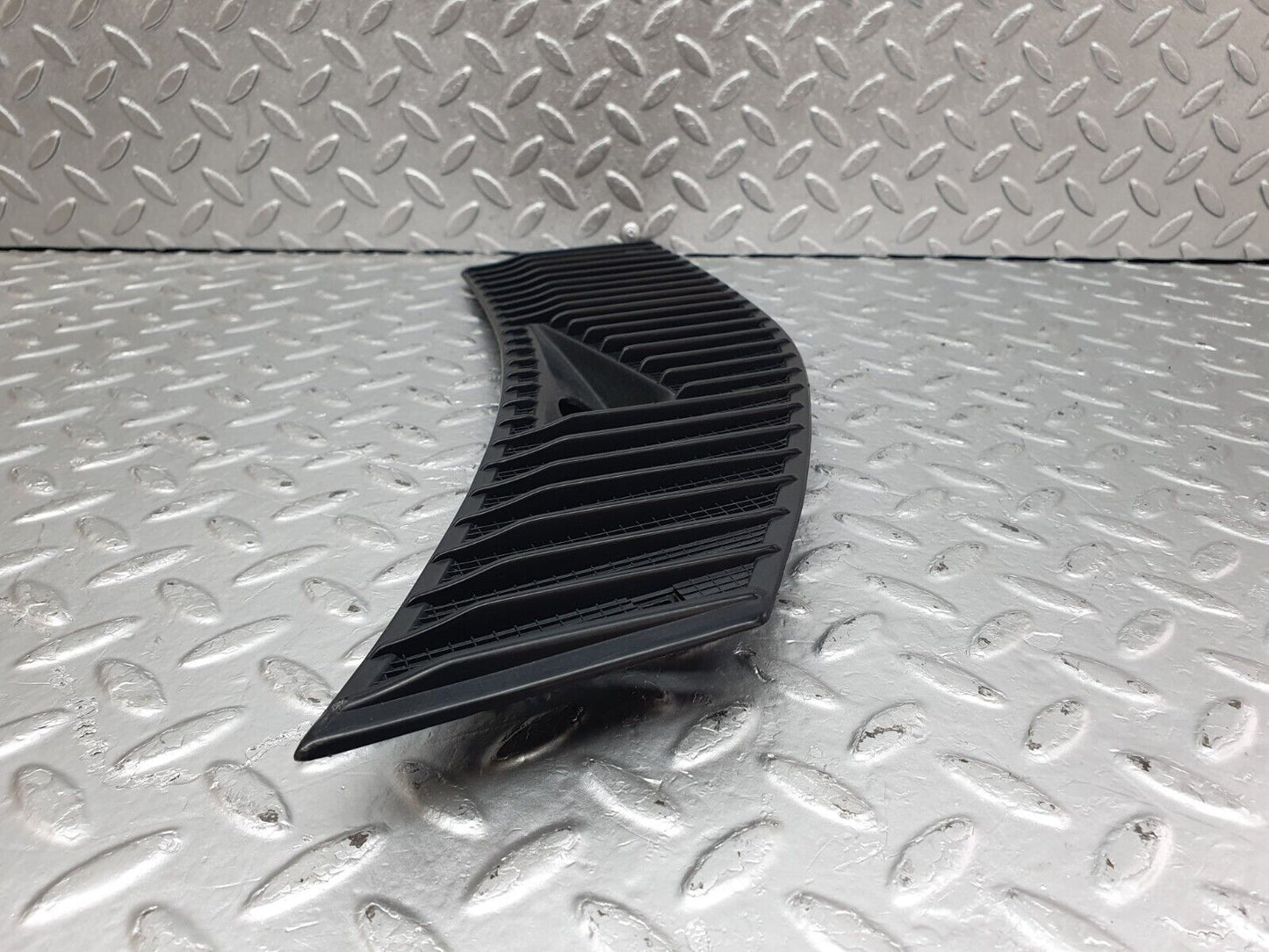 43901 Mercedes-Benz C123 230CE Coupe Air Intake Grill Right Side 1238363065