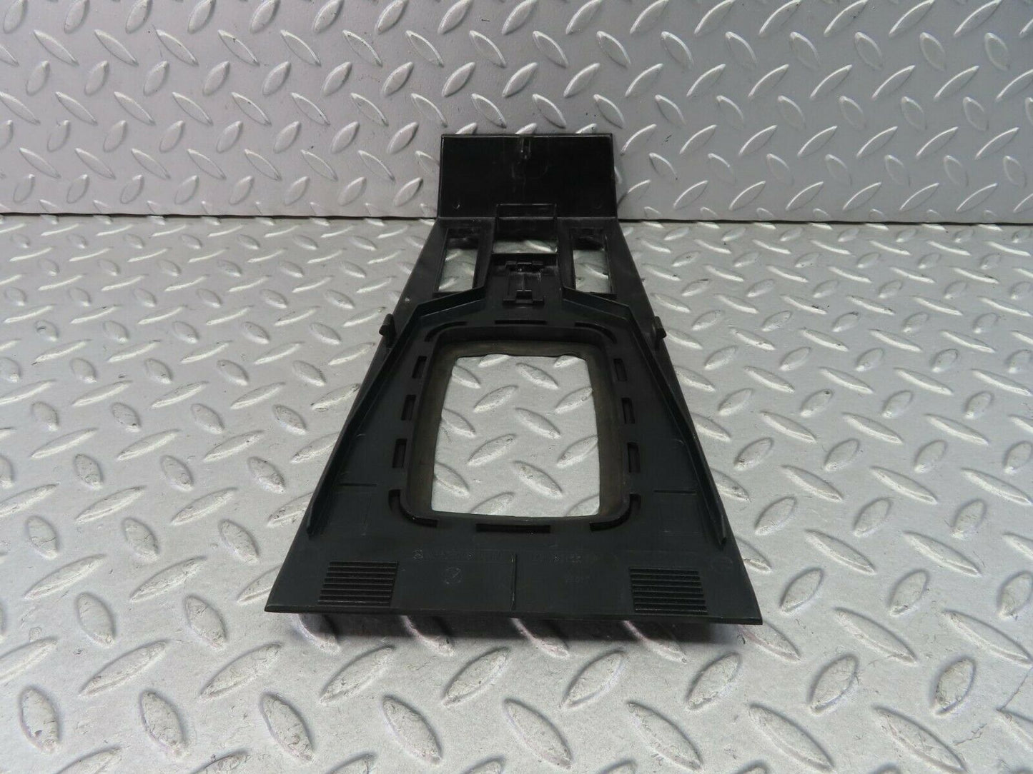 8565 Mercedes-Benz W123 Centre Console Panel 1236837736