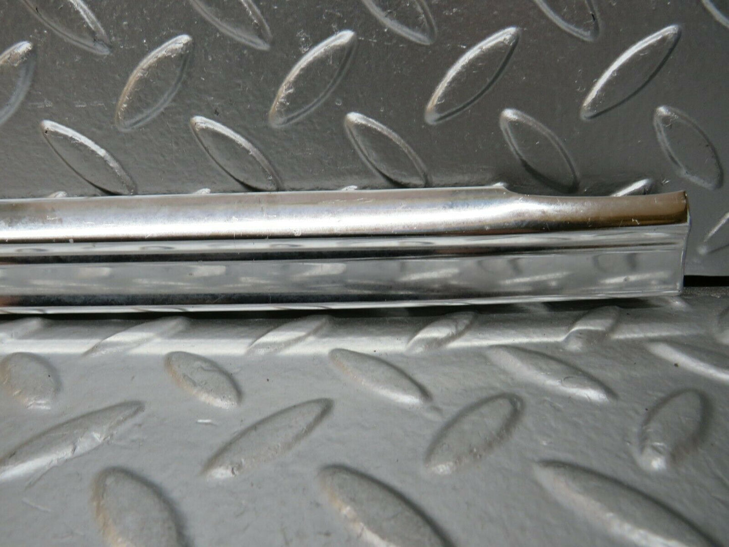 24543 Mercedes-Benz W108 Front Left Door Chrome Moulding Trim