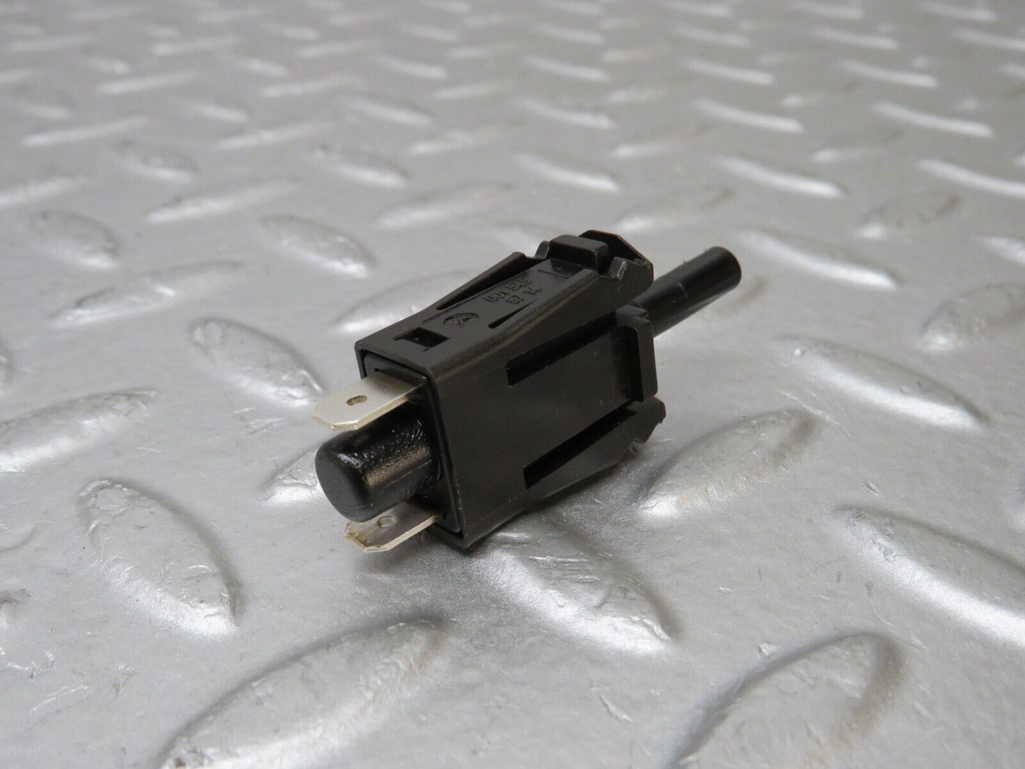 36916 Mercedes-Benz C126 420SEC Coupe Door Contact Switch 3x 0015458714