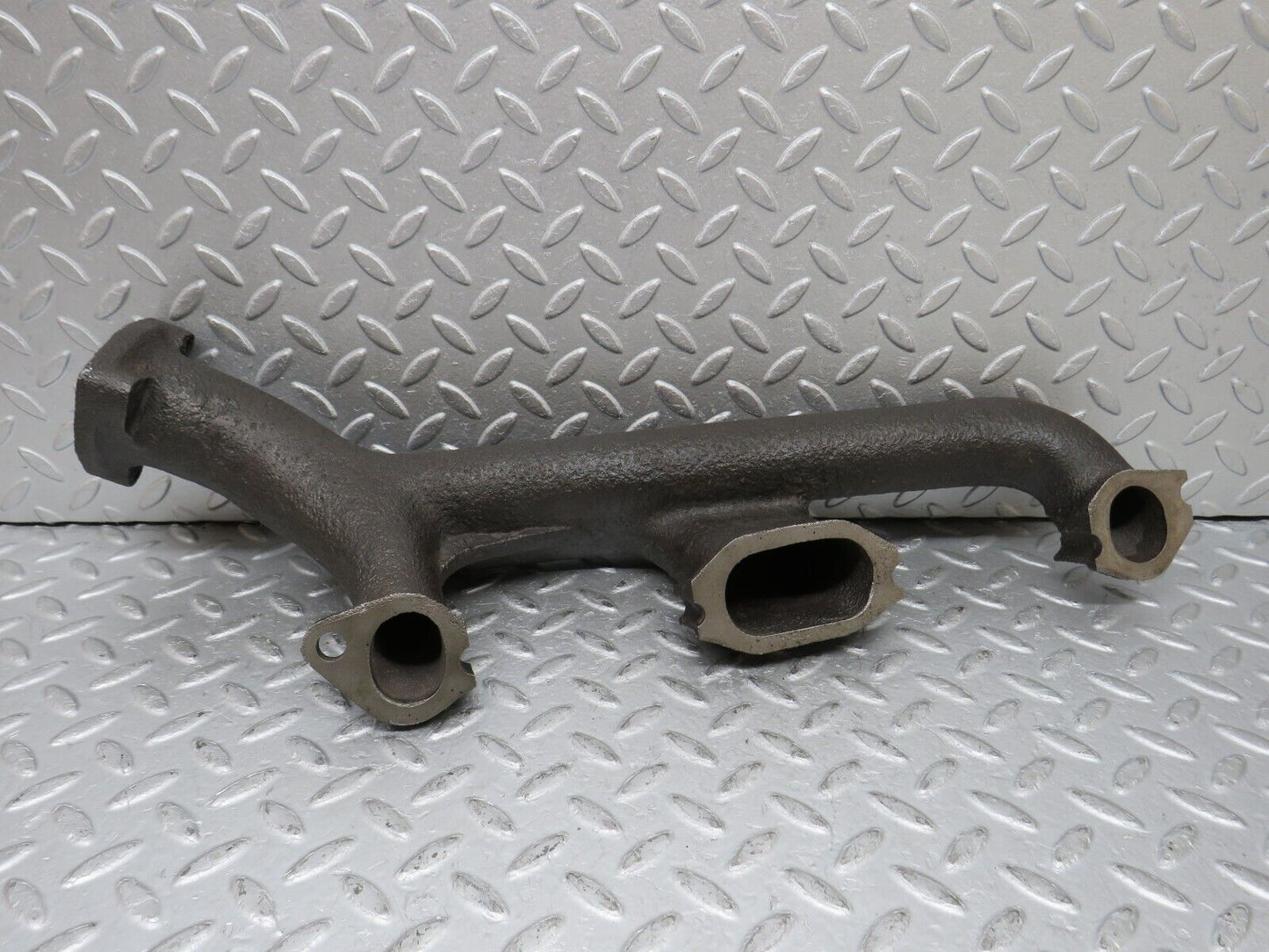 35928 Mercedes-Benz 240D OM616.912 Exhaust Manifold 6151420601