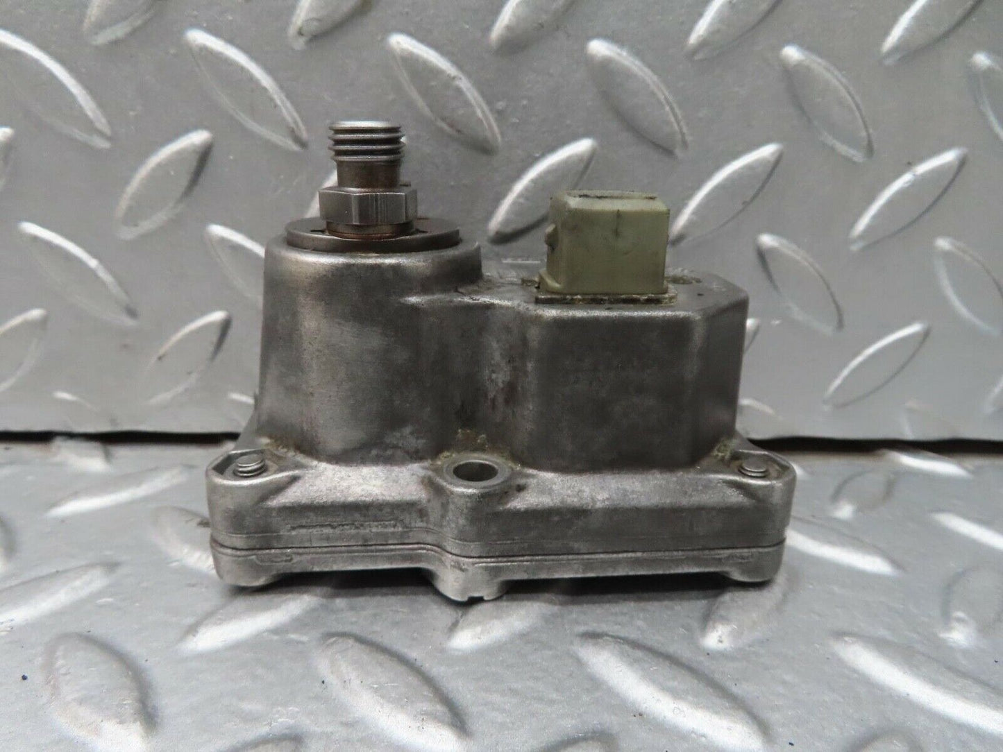 15308 Mercedes-Benz W123 230E Warm Up Regulator Bosch 0438140065