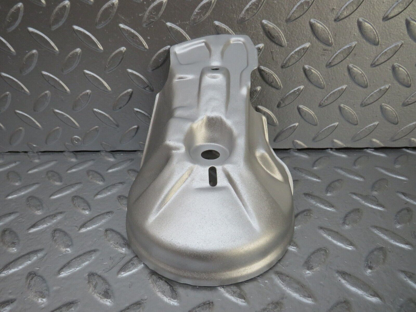 26689 Mercedes-Benz C124 220CE Coupe Engine Mount Bracket Heat Shield