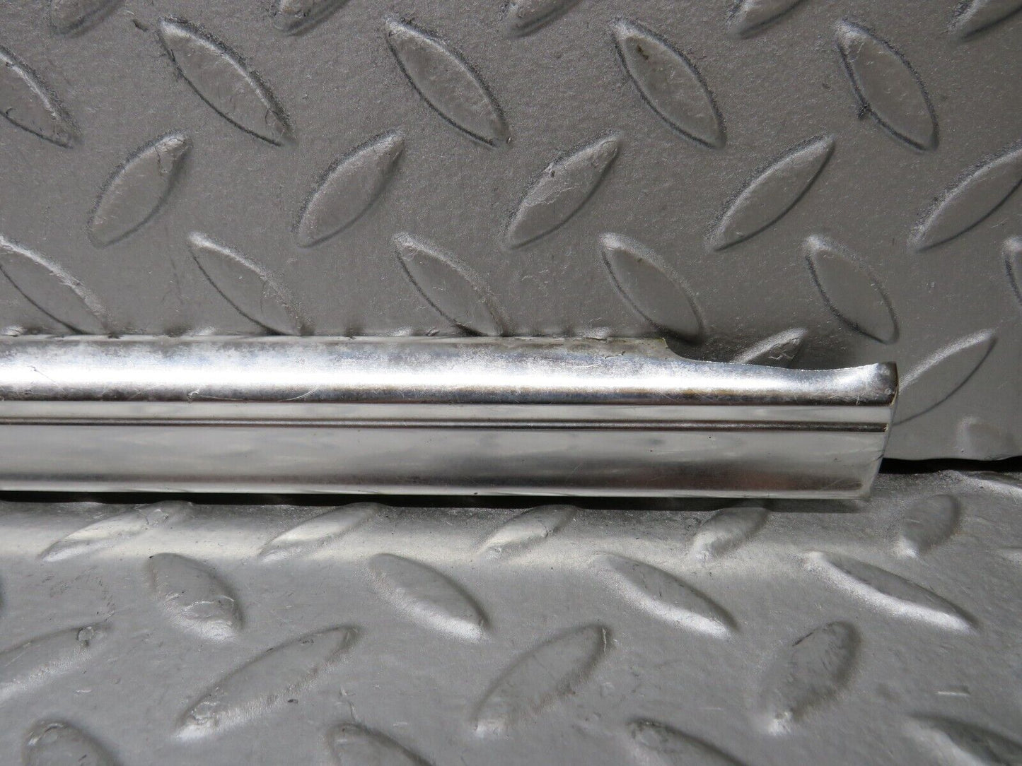 37314 Mercedes-Benz W109 300SEL Rear Right Door Chrome Moulding Trim
