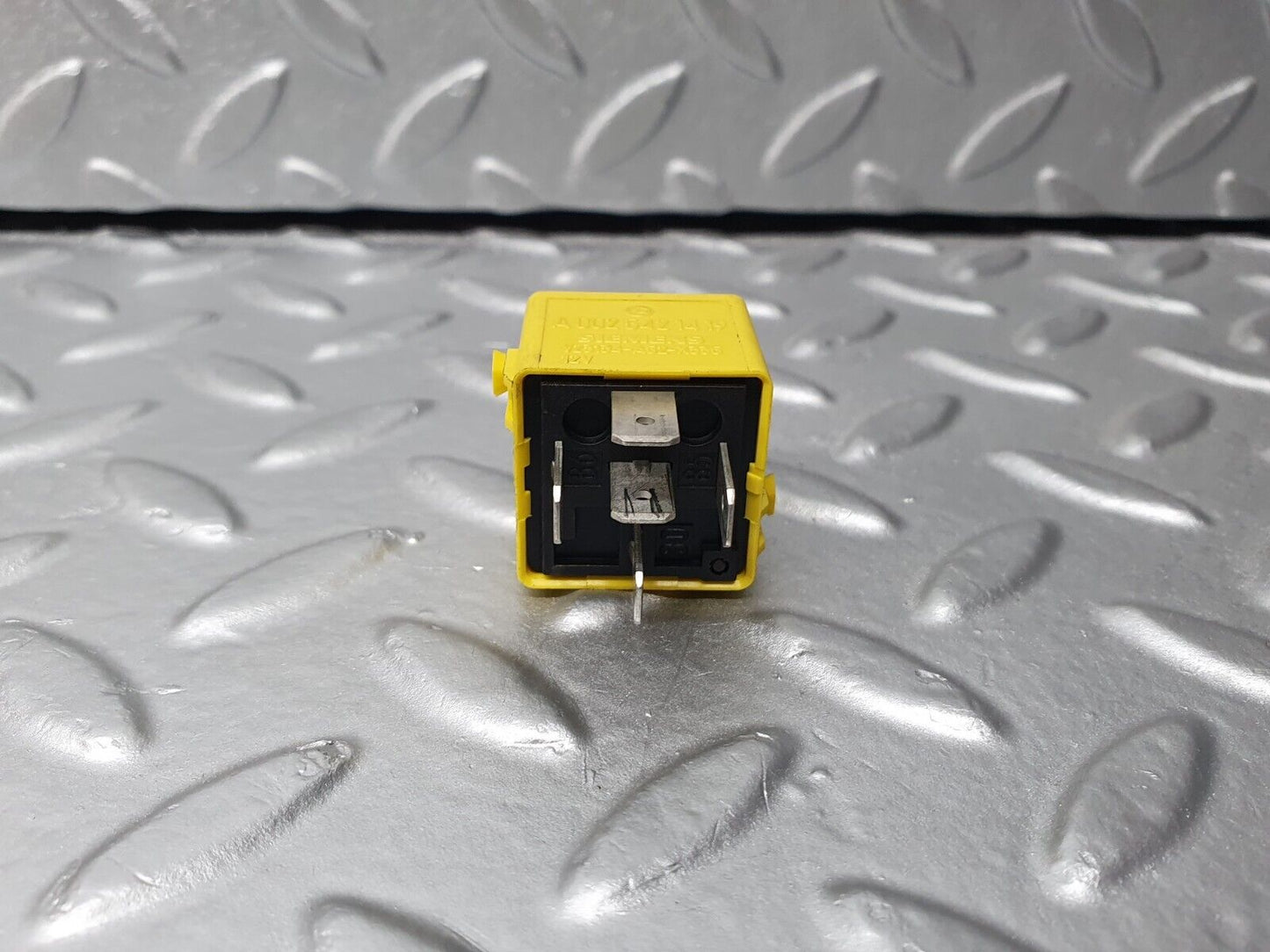 41796 Mercedes-Benz W202 C200 Multi Purpose Relay 0025421419