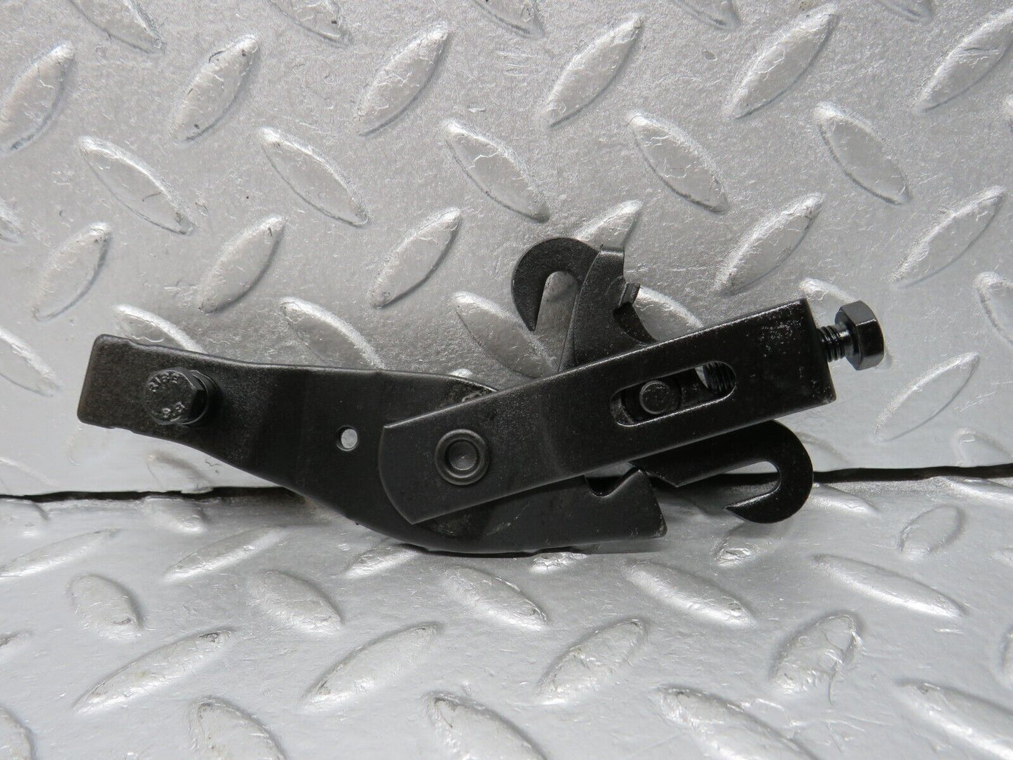 39594 Mercedes-Benz R129 320SL Coupe Handbrake Adjusting Handbrake Regulator