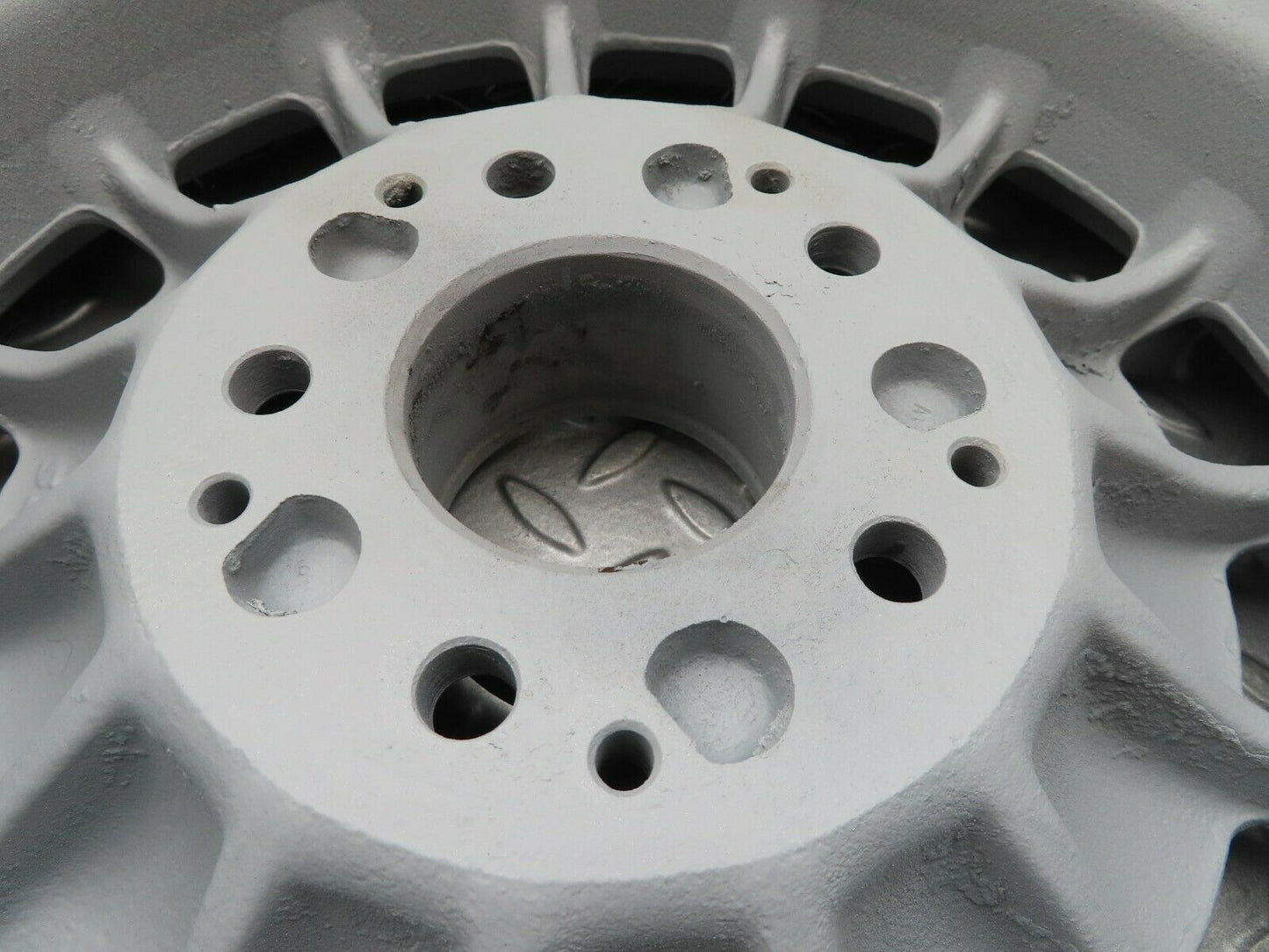 3857 Mercedes-Benz Alloy Wheel Mexican Hat 6.5Jx14H2 ET30 1084000902