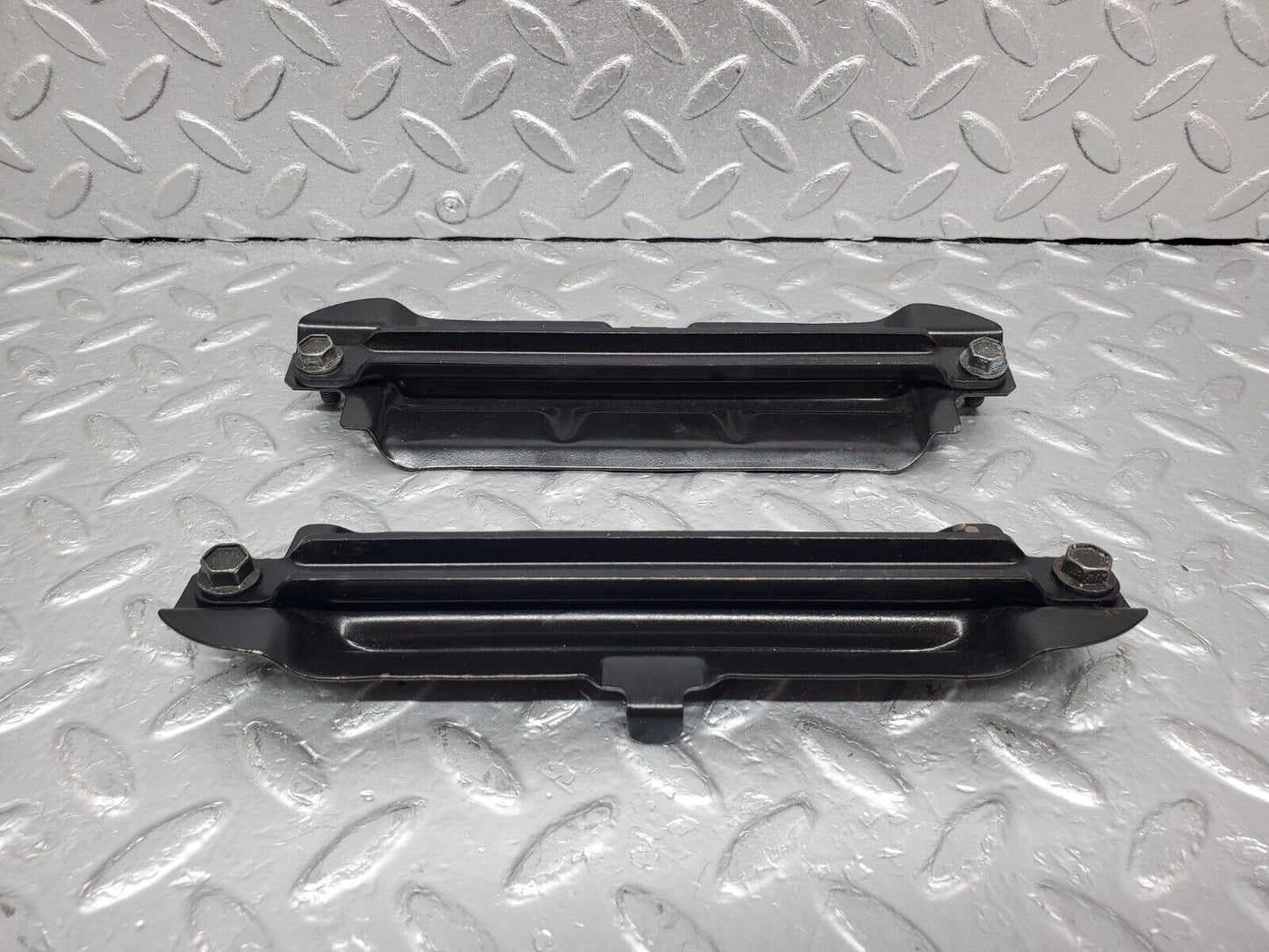 44853 Mercedes-Benz W124 220E Seat Belt Guide Bracket