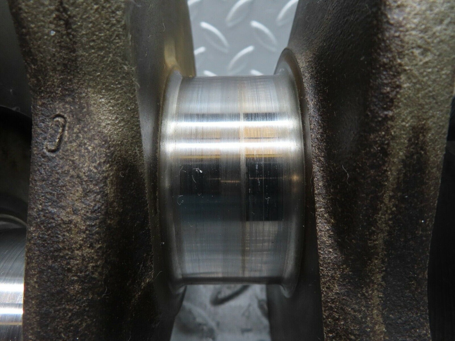 16995 Mercedes-Benz C123 280CE Coupe Crankshaft 1100310701