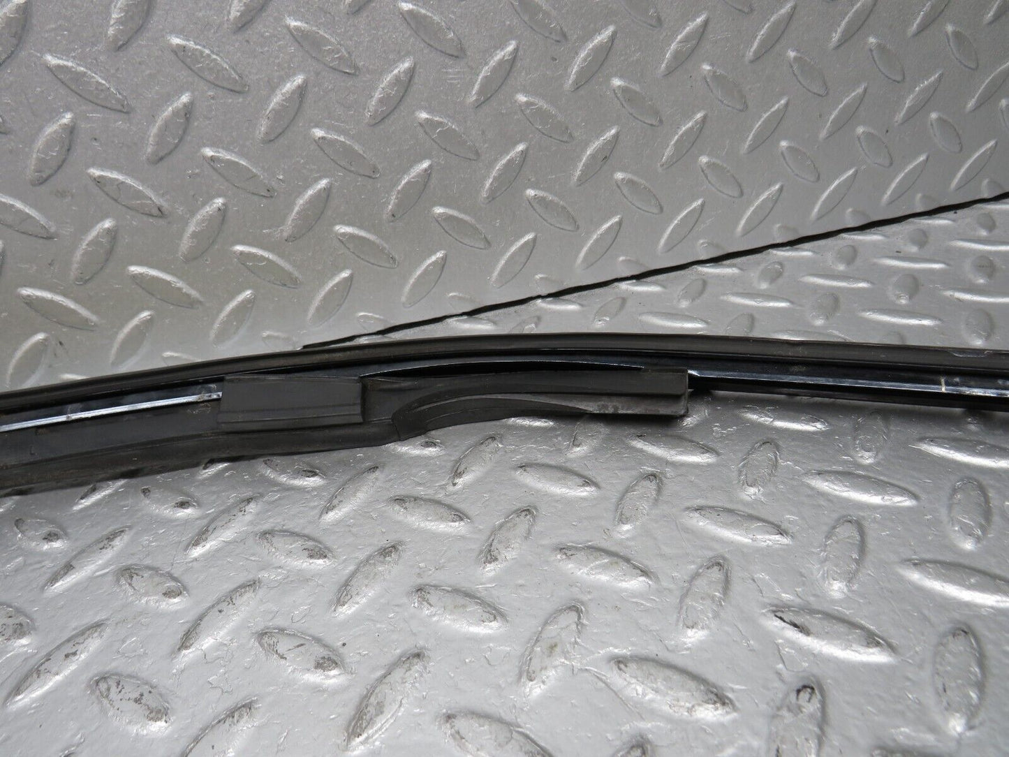 39052 Mercedes-Benz W201 190E Left Side Roof Trim Moulding 2016980598