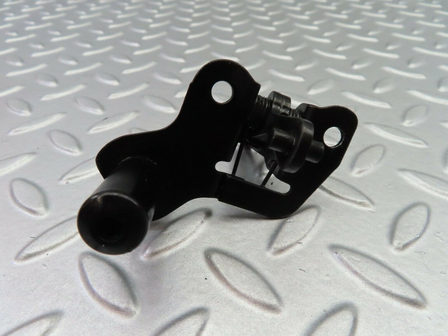6801 Mercedes-Benz S124 E220 Wagon Bonnet Lock Catch 1248800260