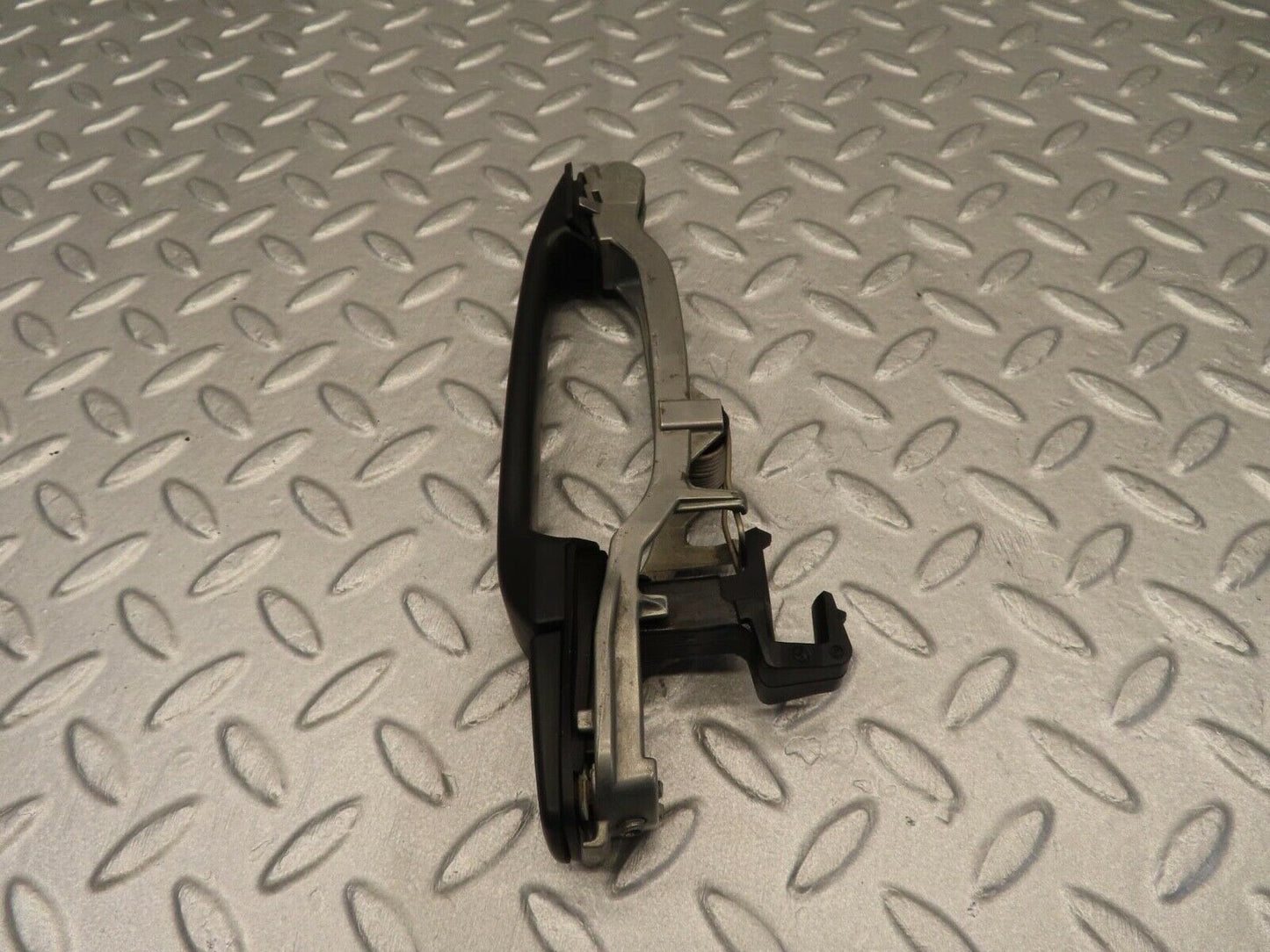 11825 Mercedes-Benz W201 190E Exterior Door Handle Rear Left