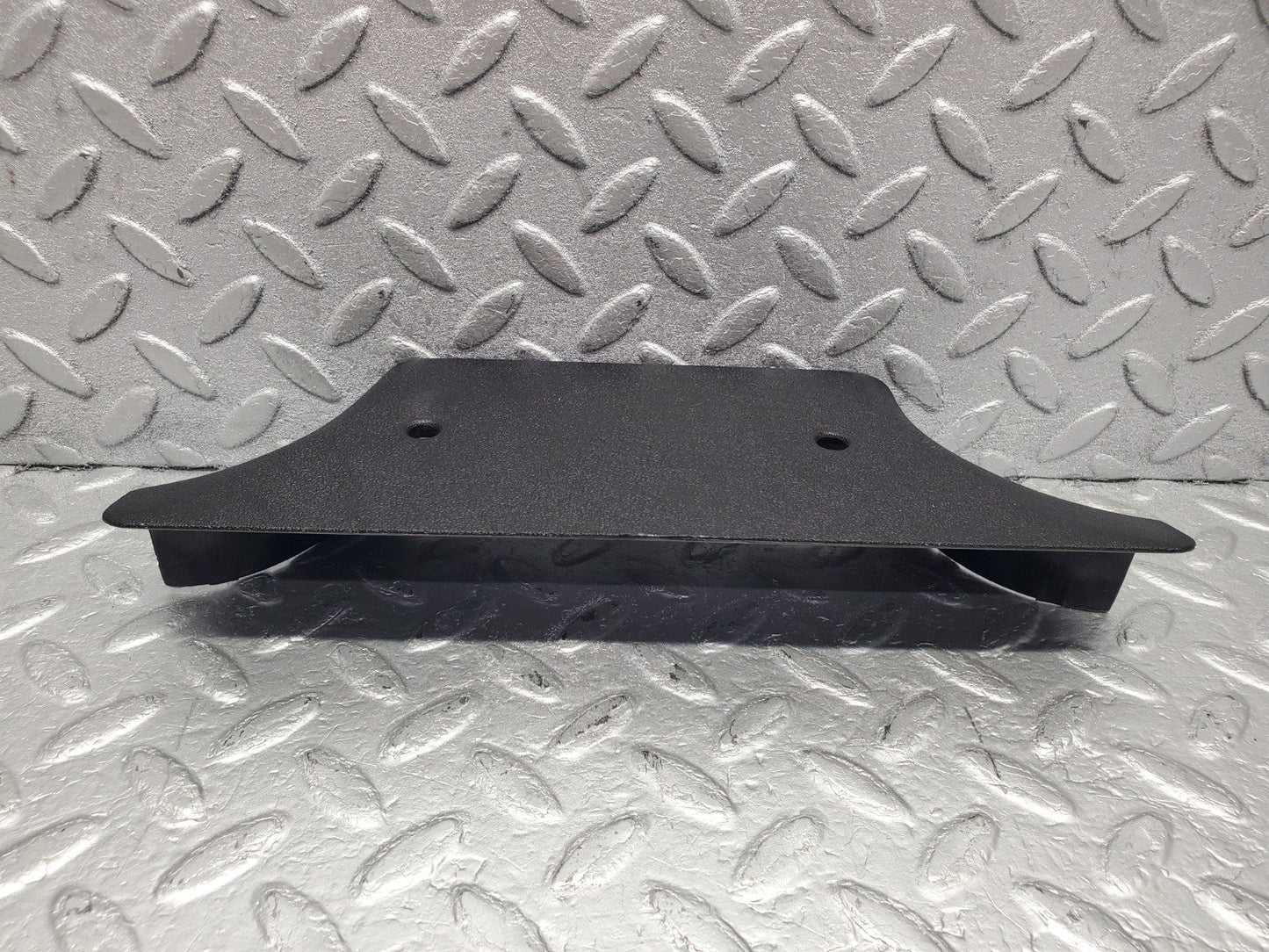 W201 Baby Benz b pillar bottom cover right used OEM