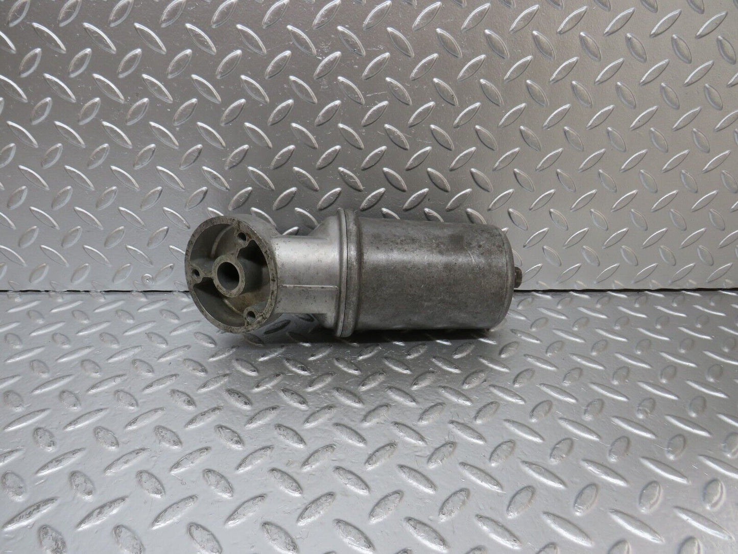 25094 Mercedes-Benz R107 C107 Oil Filter Housing 1161840309