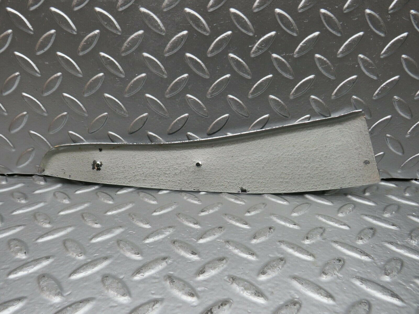 22744 Mercedes-Benz C107 450SLC Coupe Door Moulding Trim Chrome Left Side