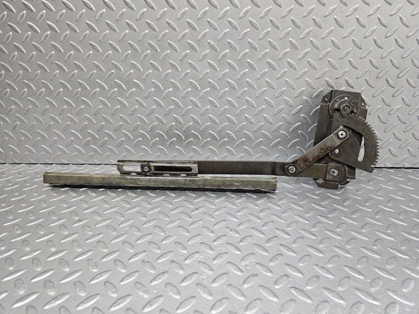 42670 Mercedes-Benz W108 280SE Front Right Manual Window Regulator