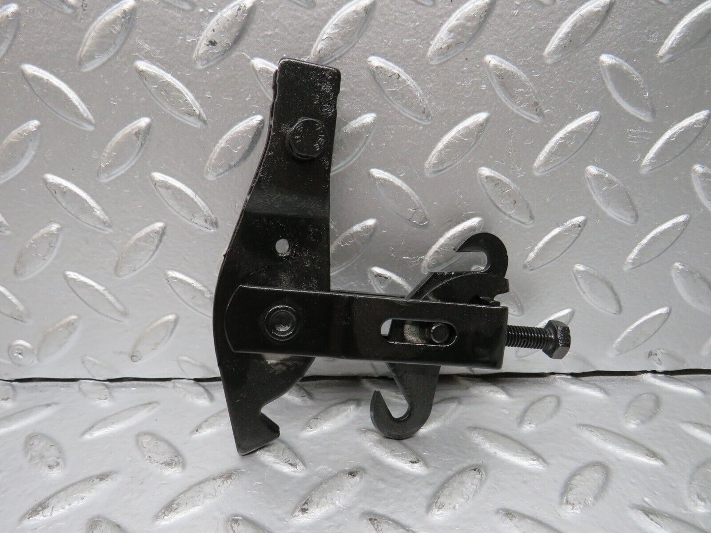 29950 Mercedes-Benz C124 320CE Coupe Handbrake Adjusting Handbrake Regulator