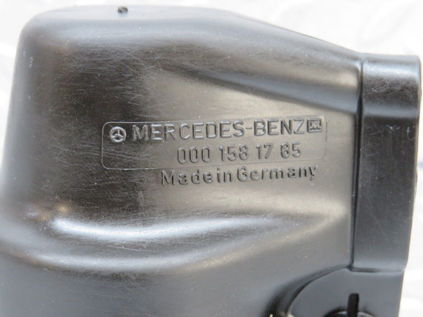 36569 Mercedes-Benz W201 190E 2.0L Ignition Coil Protective Cap 0001581785