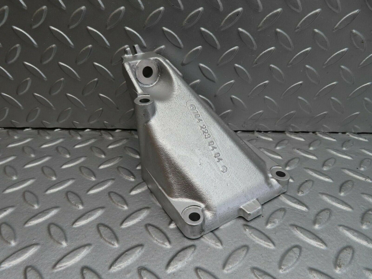 12180 Mercedes-Benz R129 300SL Coupe Engine Mount Bracket Left Side 1042230404