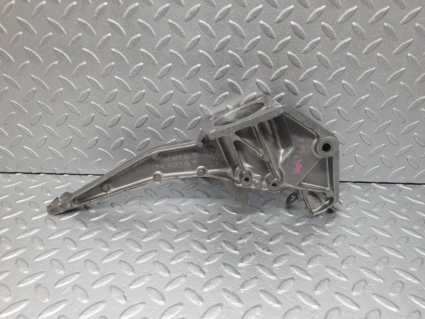 41043 Mercedes-Benz W126 300SE Brake Pedal Bracket 1262902419
