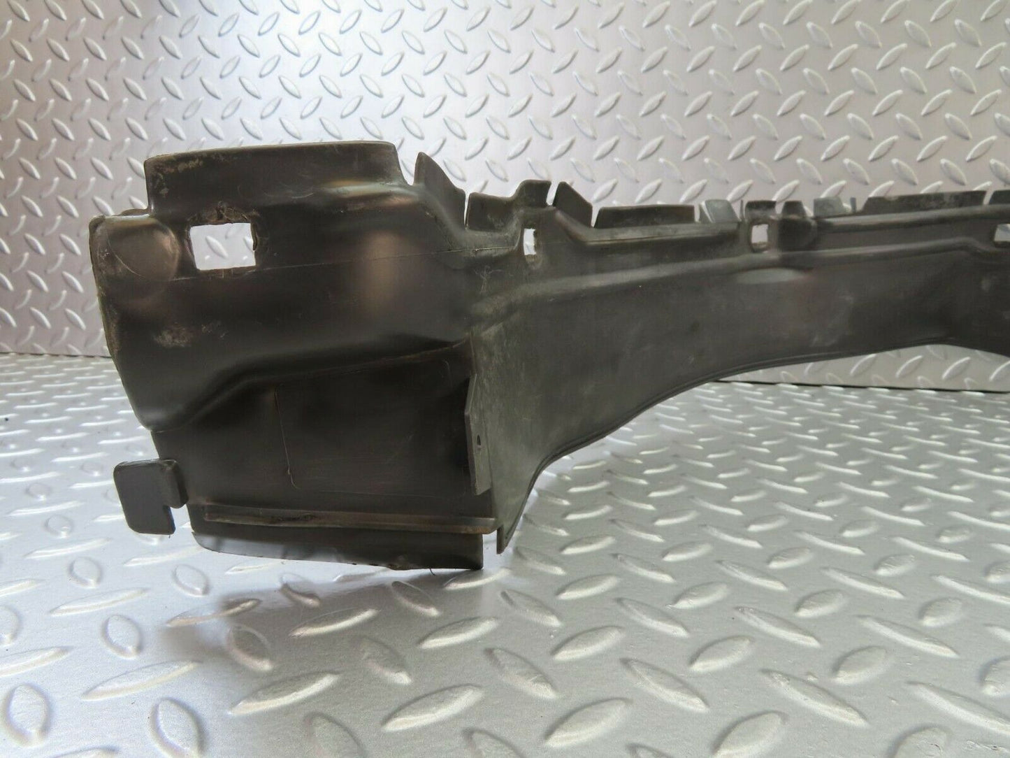 9488 Mercedes-Benz C124 300CE Coupe Inner Mudguard Panelling Front Right