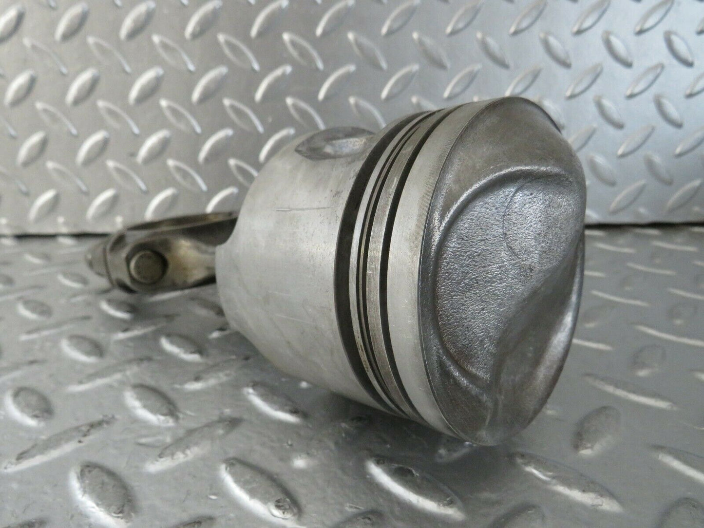 23577 Mercedes-Benz W114 280E Piston With Connecting Rod 86.00 mm