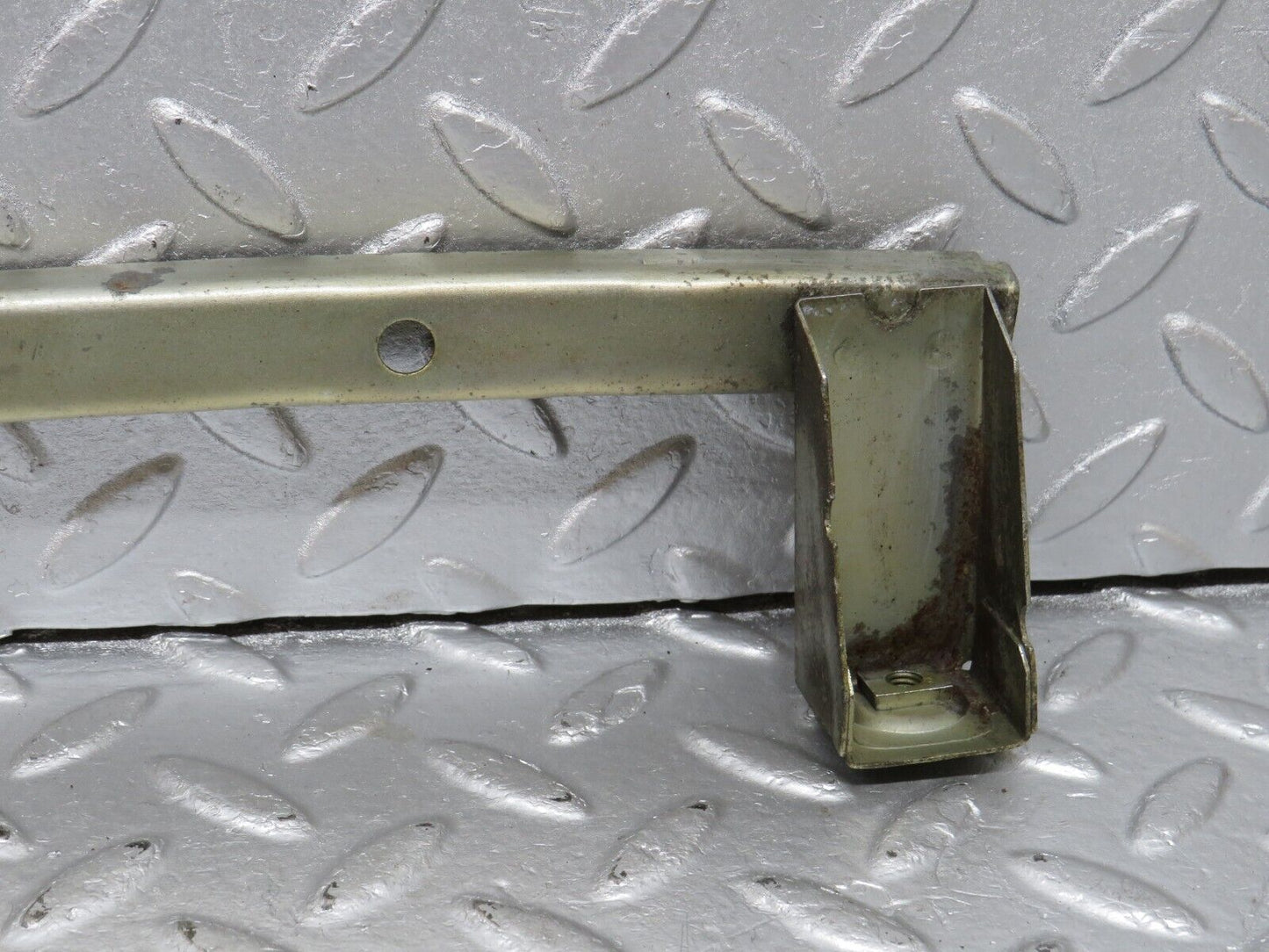 40586 Mercedes-Benz W123 300D Rear Right Door Window Channel
