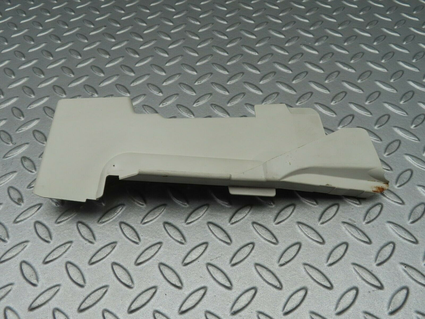 5288 Mercedes-Benz W124 230E Lock Cover Front Left 1247231308