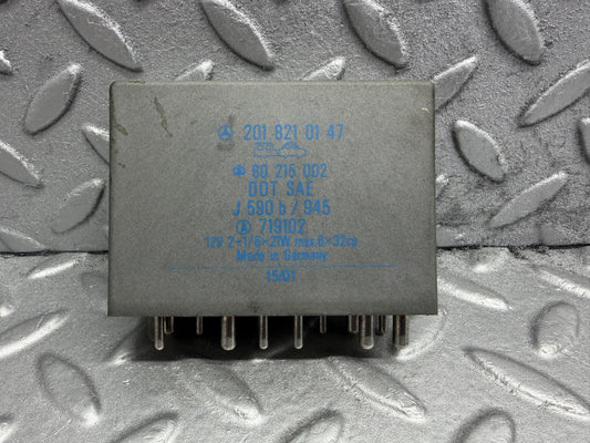 W201 Baby Benz hazard warning light relay used OEM