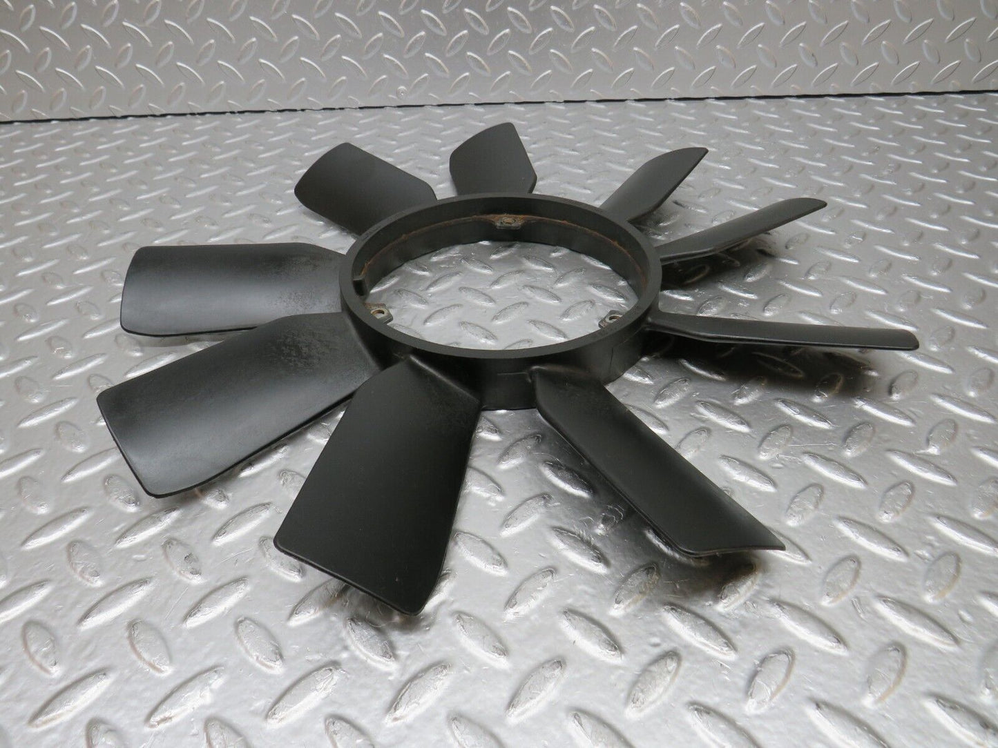 31432 Mercedes-Benz S124 220TE Wagon Engine Cooling Fan 6032000523