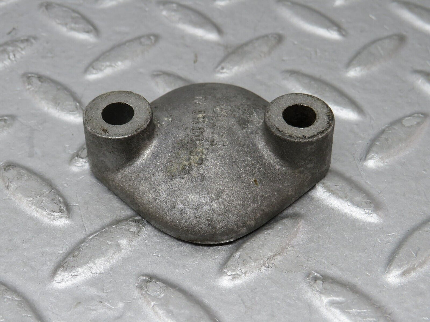 35638 Mercedes-Benz R107 280SL Engine Fuel Pump Cover 1140110032