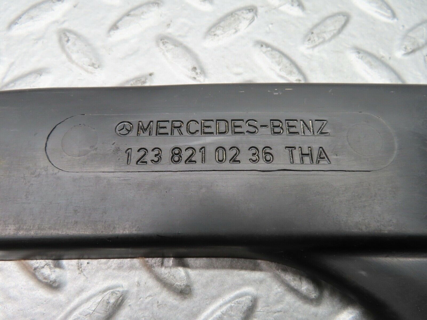 21334 Mercedes-Benz W123 230E Cable Channel Cover Rear Right 1238210236