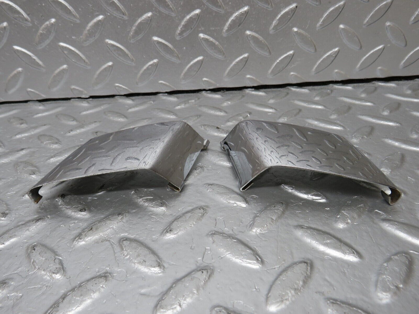 34429 Mercedes-Benz C126 380SEC Coupe Front Bumper Cover Chrome Pair