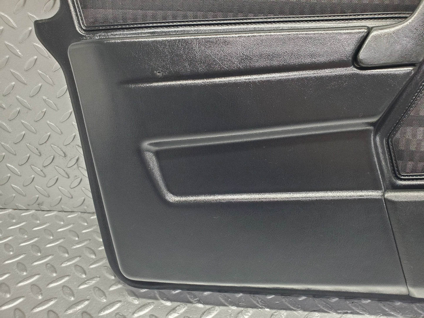 W201 Baby Benz front left door card black used OEM