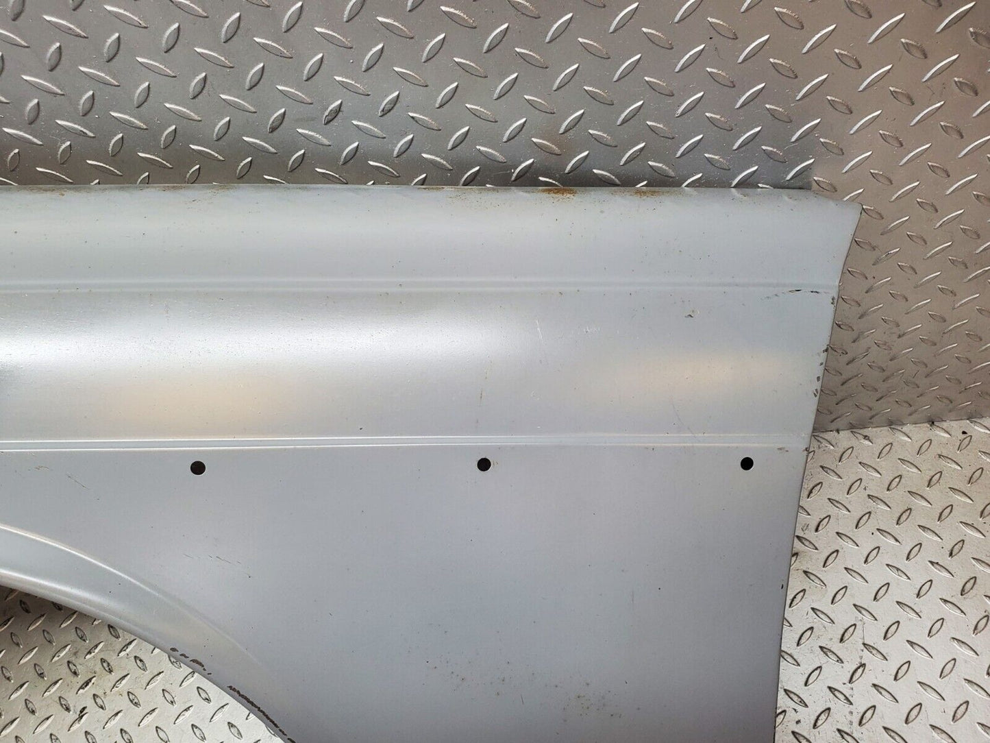 44445 Mercedes-Benz W123 280E Front Left Wing Fender