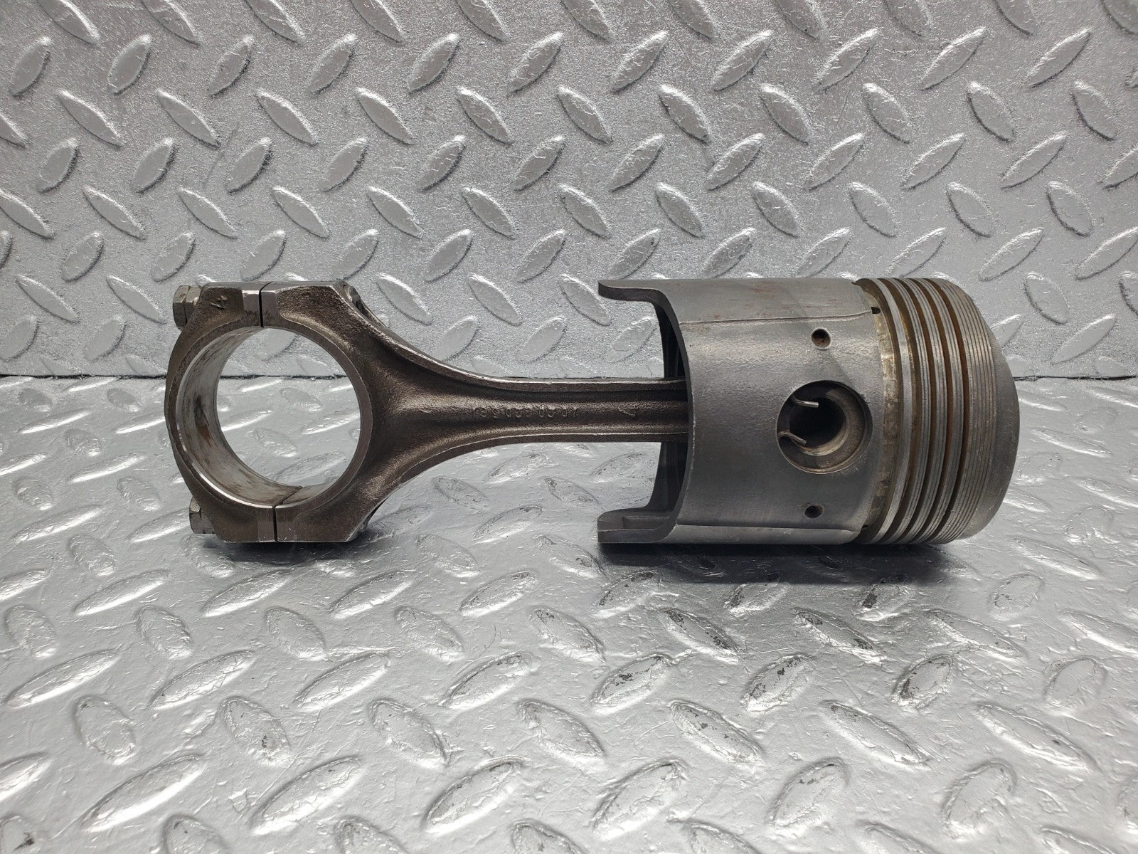 W112 piston with connecting rod used OEM