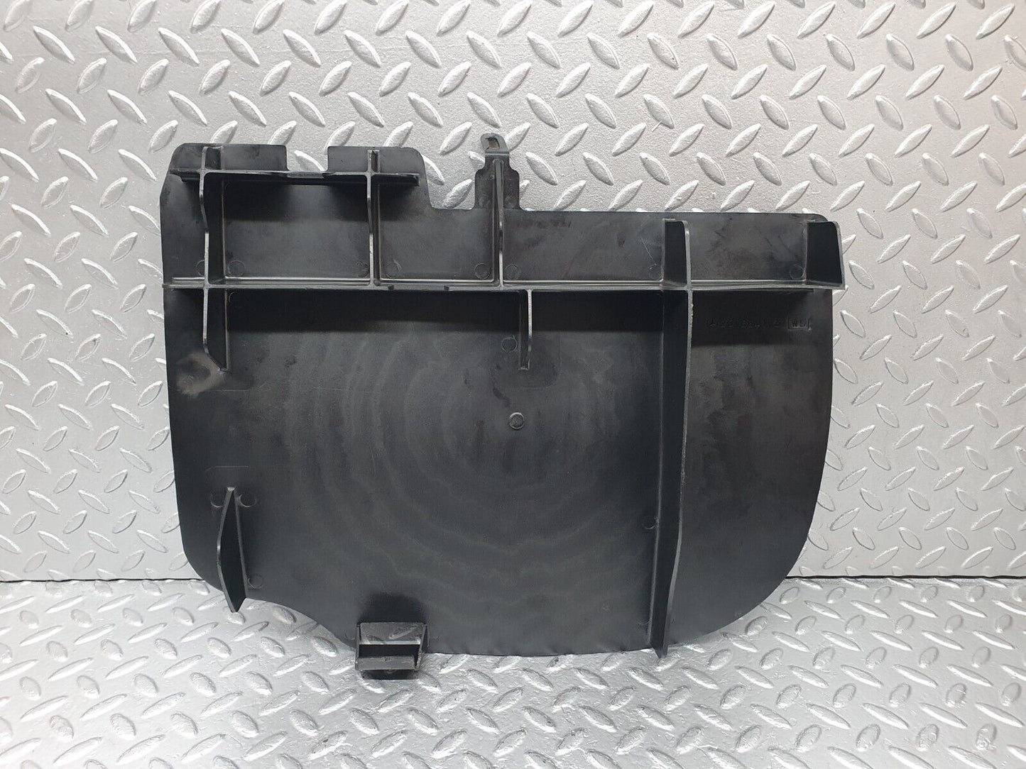 42724 Mercedes-Benz W201 190 2.0L Front Left Floor Cable Channel Cover 2016841137