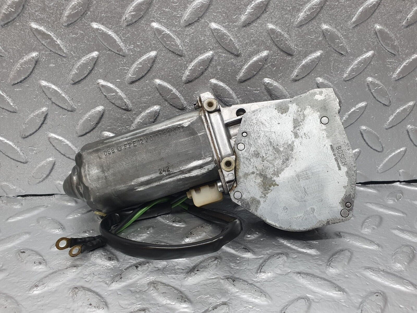 43652 Mercedes-Benz C126 380SEC Coupe Rear Right Power Window Regulator Motor Bosch