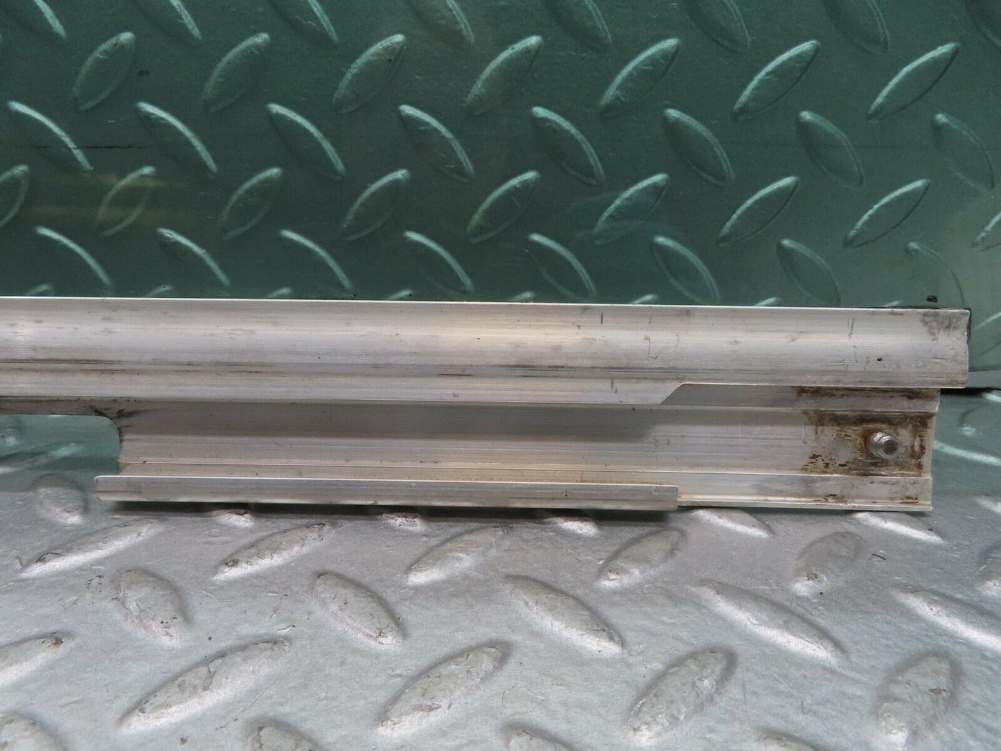 16413 Mercedes-Benz W124 260E Front Left Door Window Glass