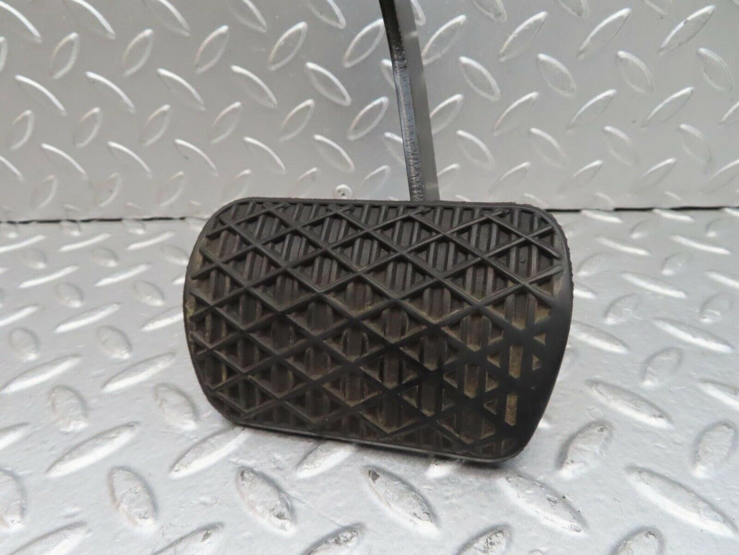 15060 Mercedes-Benz W140 S320 Brake Pedal