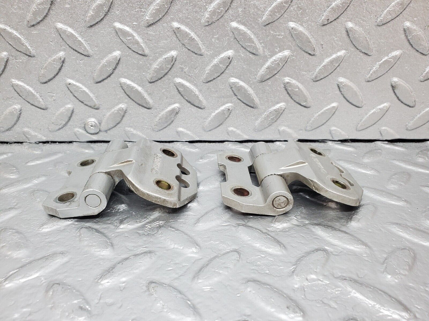 44953 Mercedes-Benz R129 300SL Coupe Door Hinge Right Side