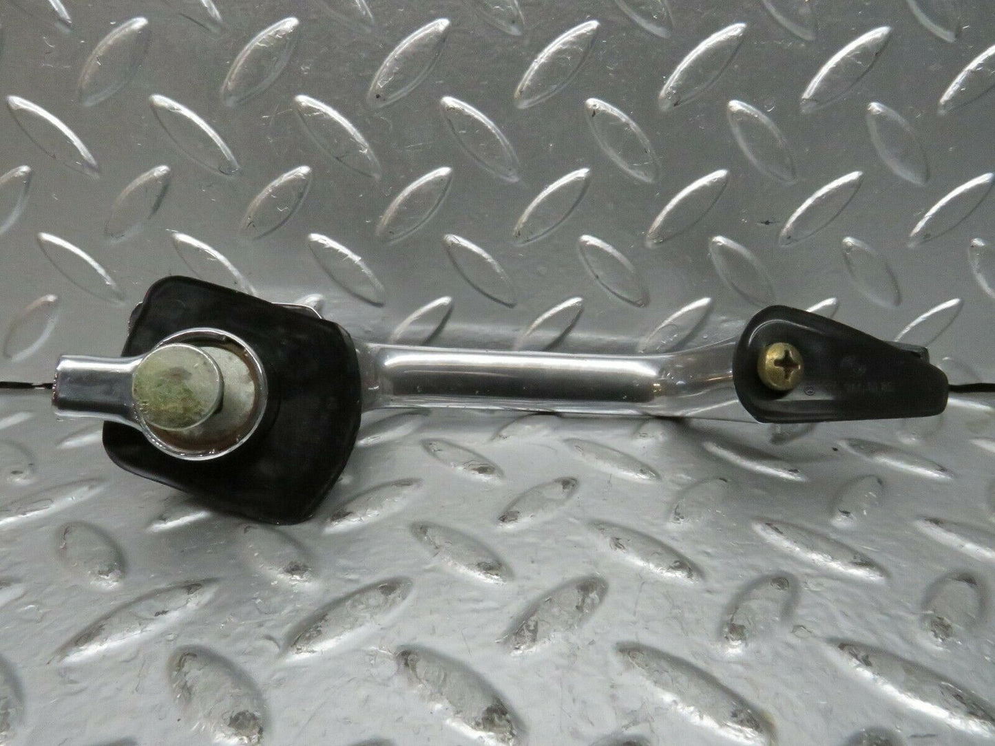 23717 Mercedes-Benz W114 280E Exterior Door Handle Rear Left 1157600301