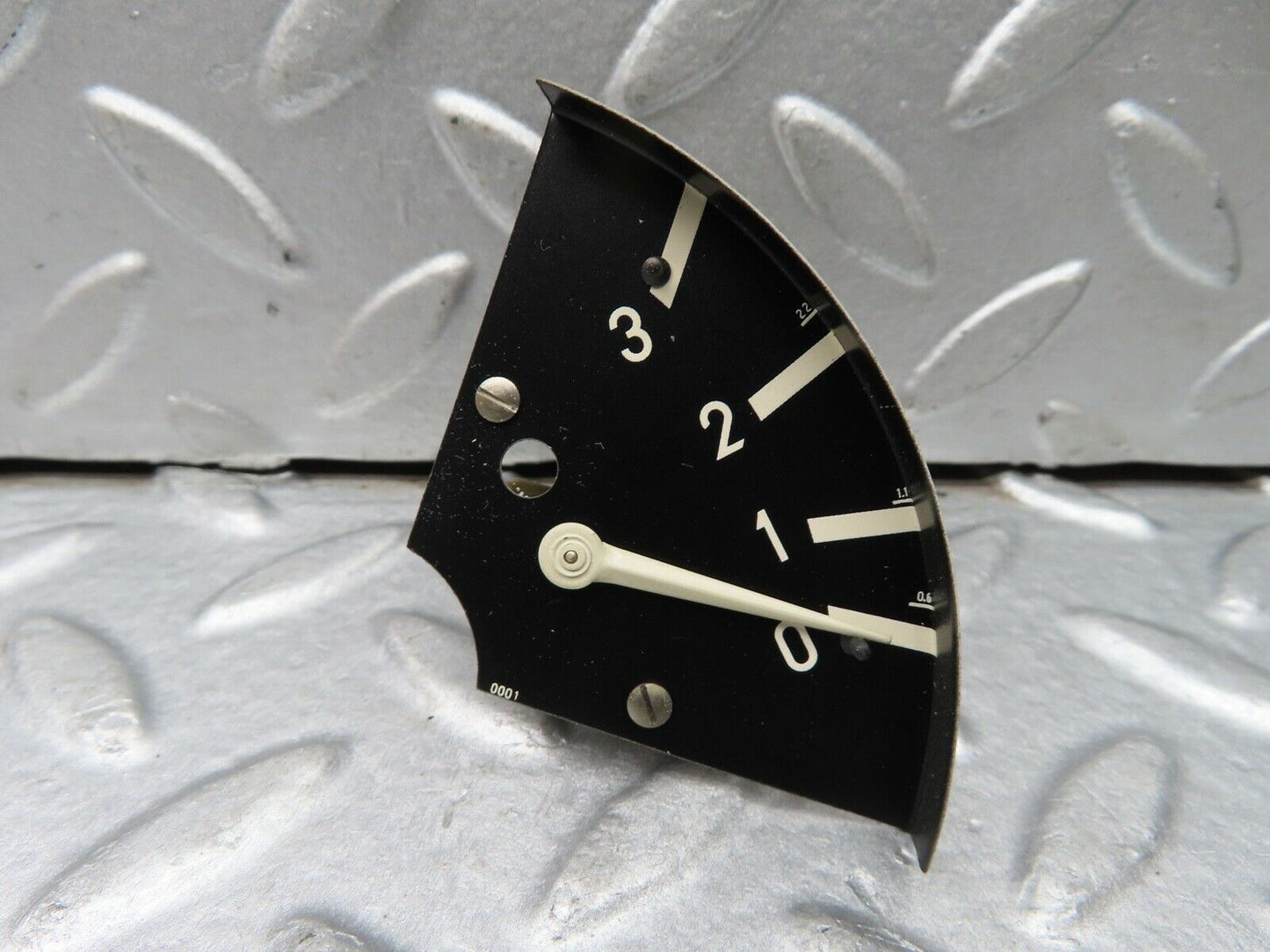 18345 Mercedes-Benz W115 Oil Pressure Gauge