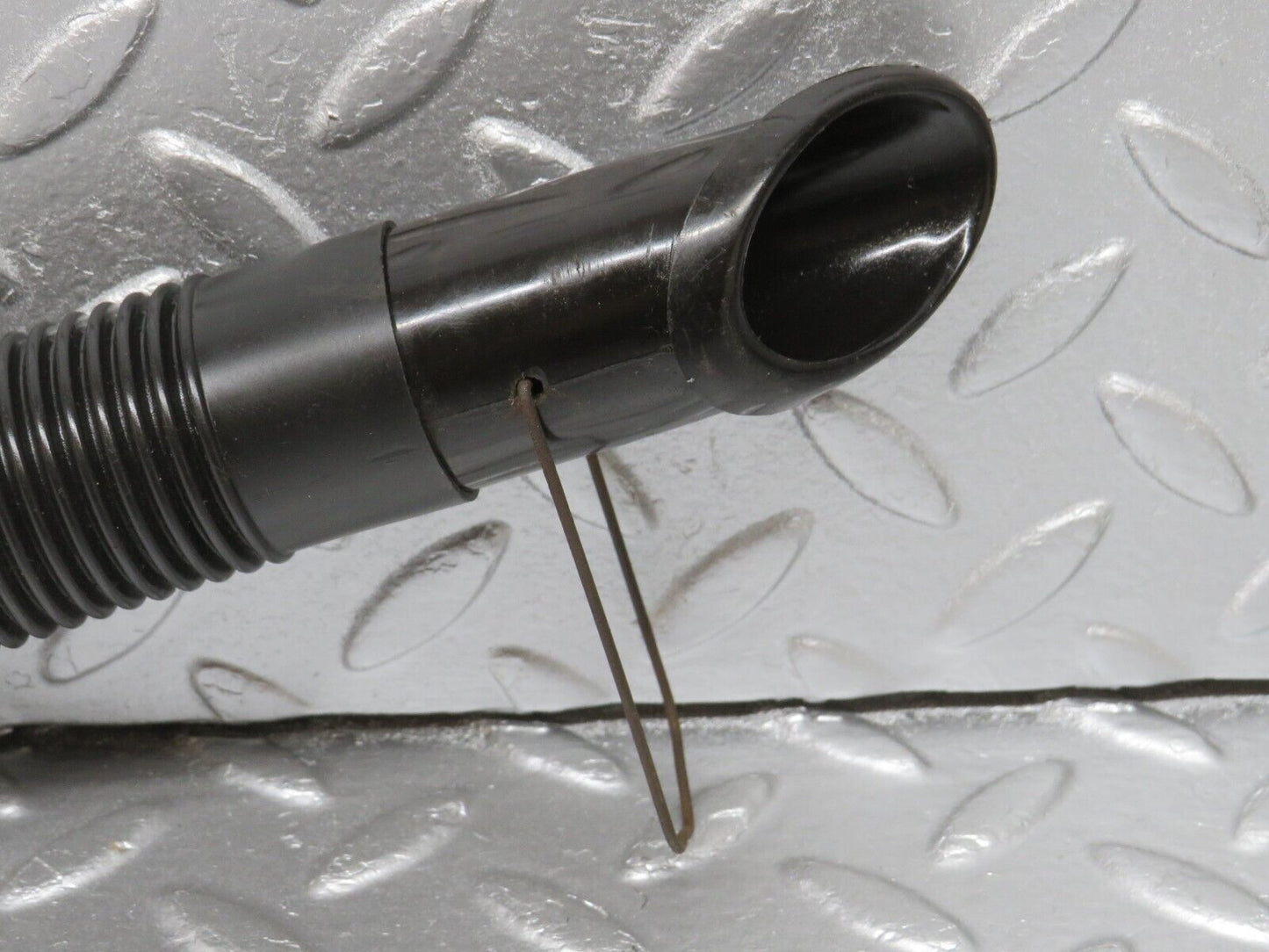 40314 Mercedes-Benz W110 230 Dash Air Vent Pipe