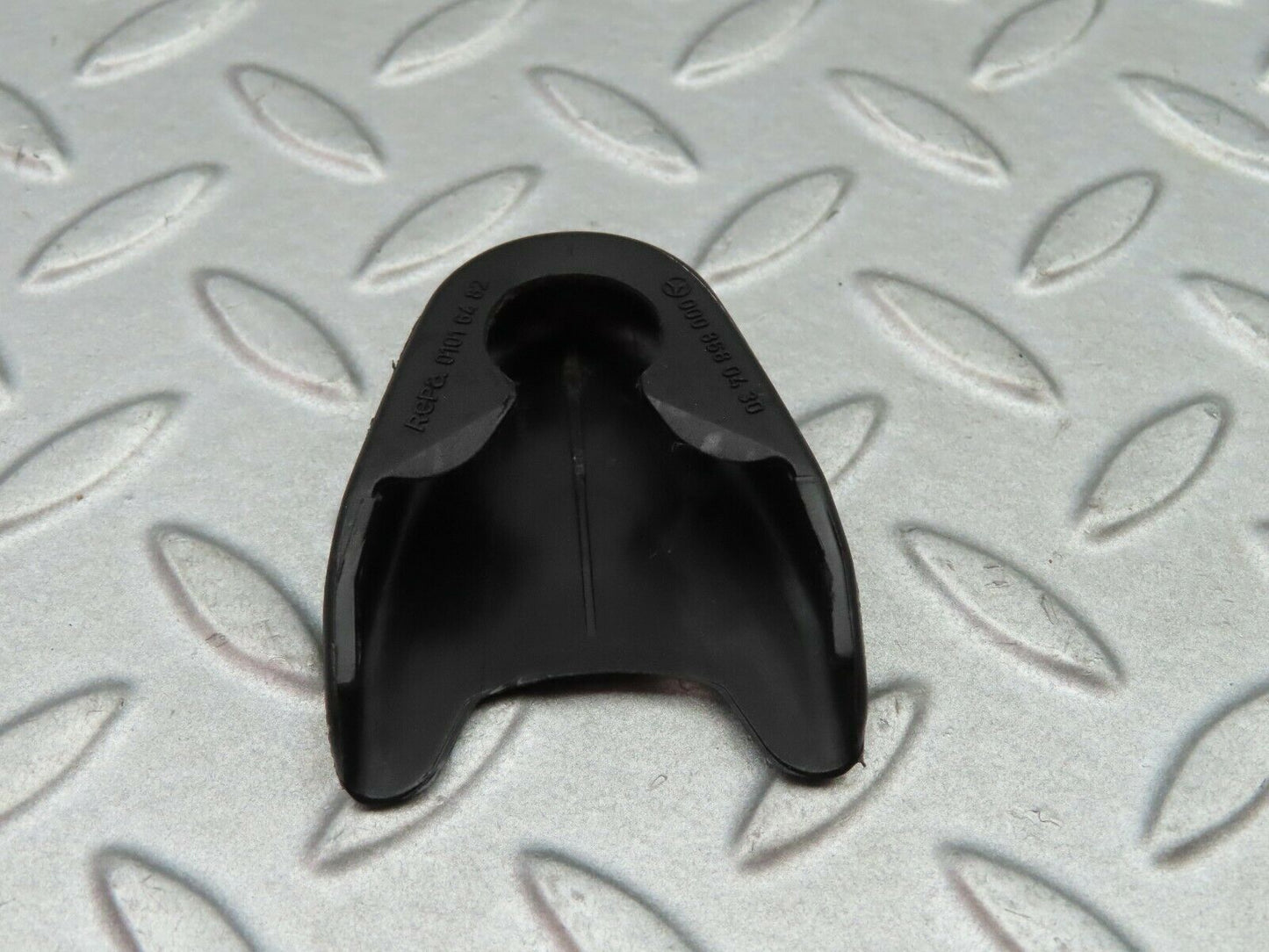 5737 Mercedes-Benz W123 200 Seat Belt Plastic Cap 0008680430